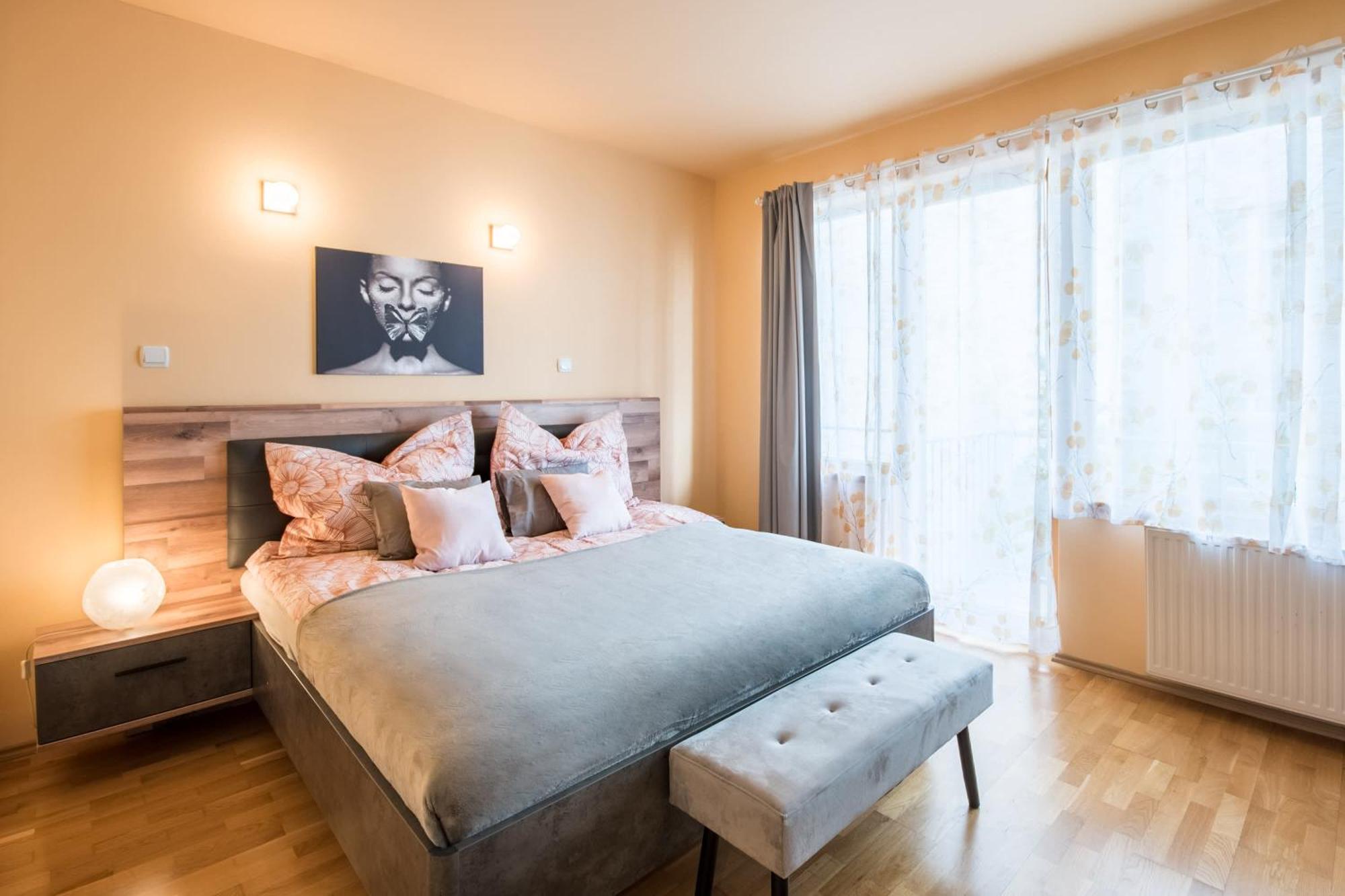 Апартаменты Very Central - Large - Balcony - Comfy Будапешт Экстерьер фото