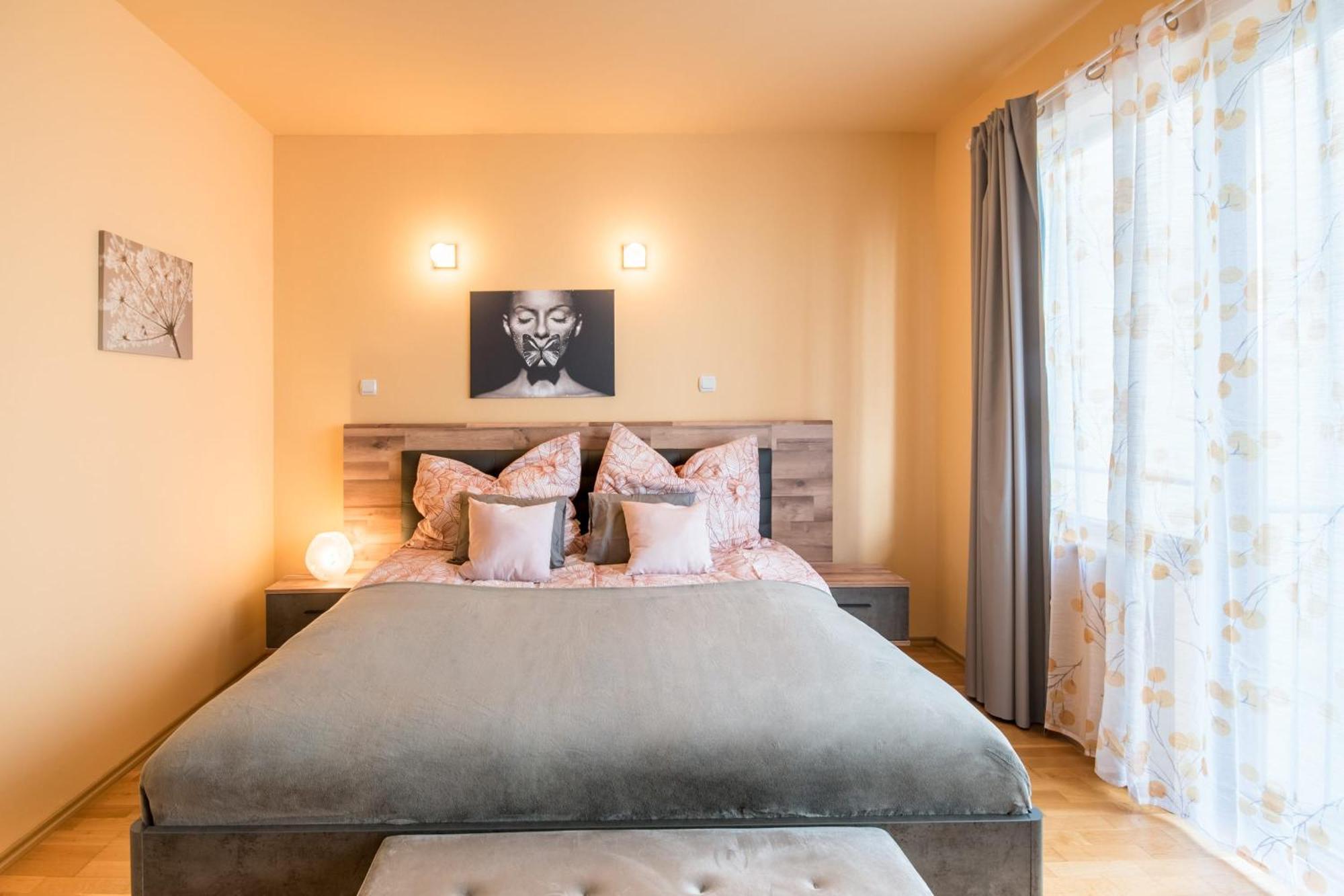 Апартаменты Very Central - Large - Balcony - Comfy Будапешт Экстерьер фото