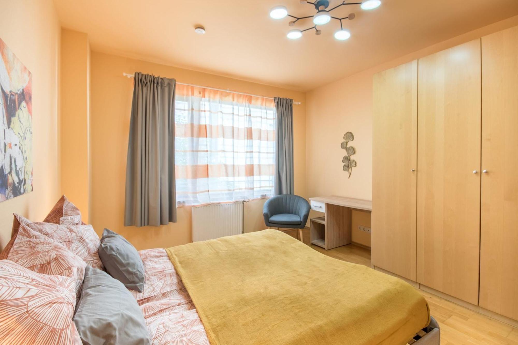 Апартаменты Very Central - Large - Balcony - Comfy Будапешт Экстерьер фото