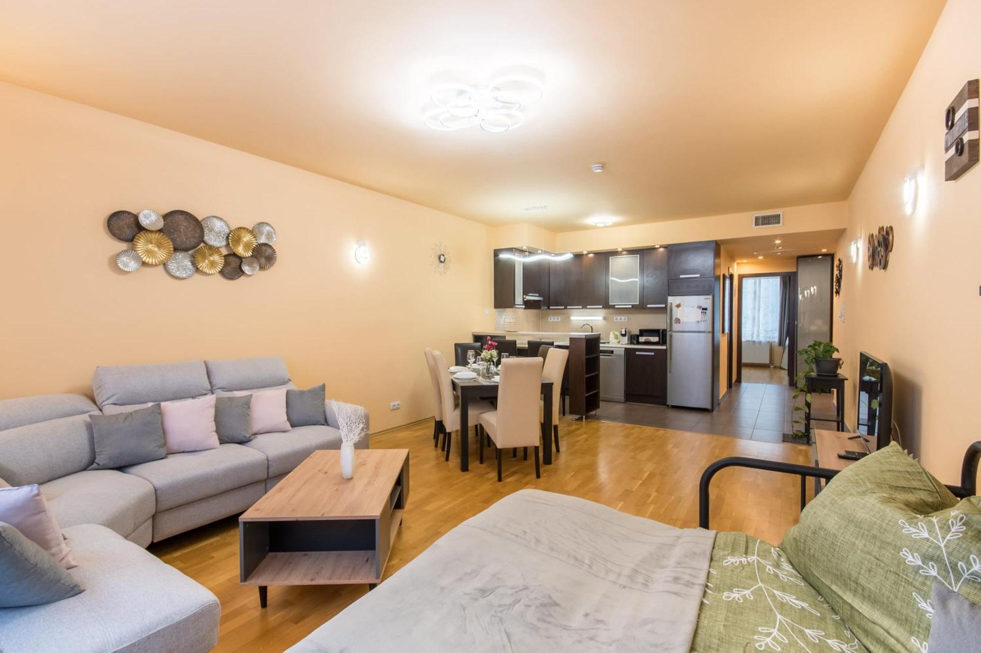 Апартаменты Very Central - Large - Balcony - Comfy Будапешт Экстерьер фото